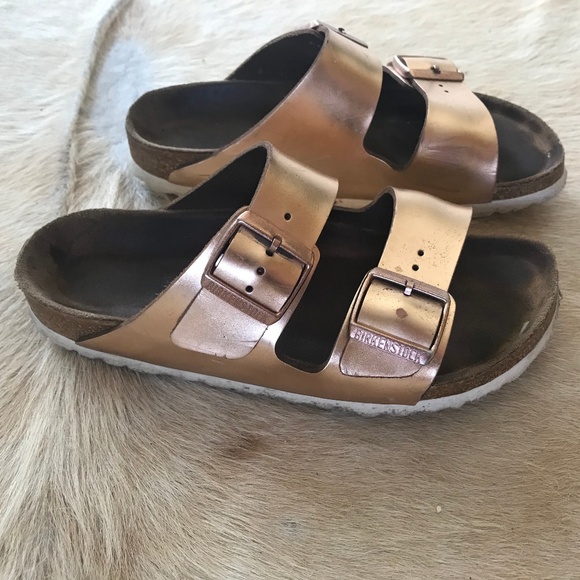 birkenstock arizona copper leather